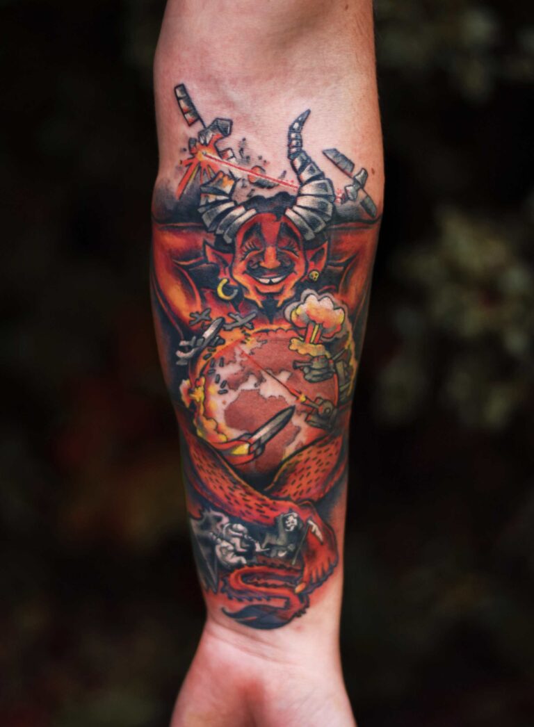 barevné tetování dábla v tetovacím studiu Blansko