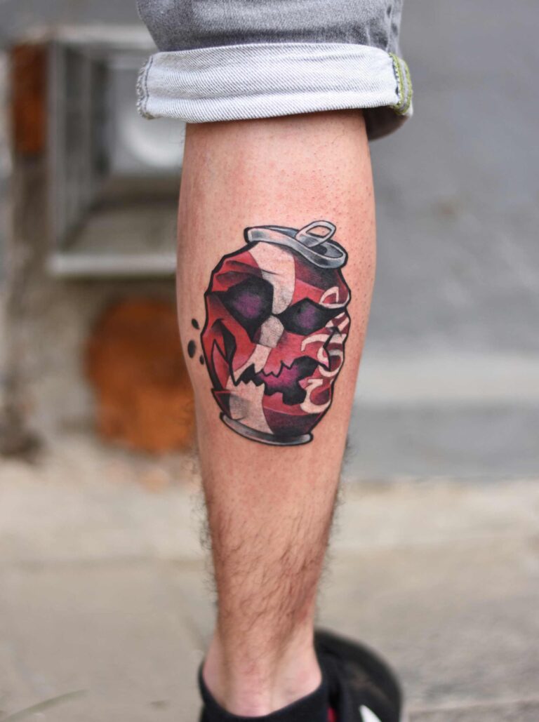 barevné tetování - coca-cola v tetovacím studiu Blansko