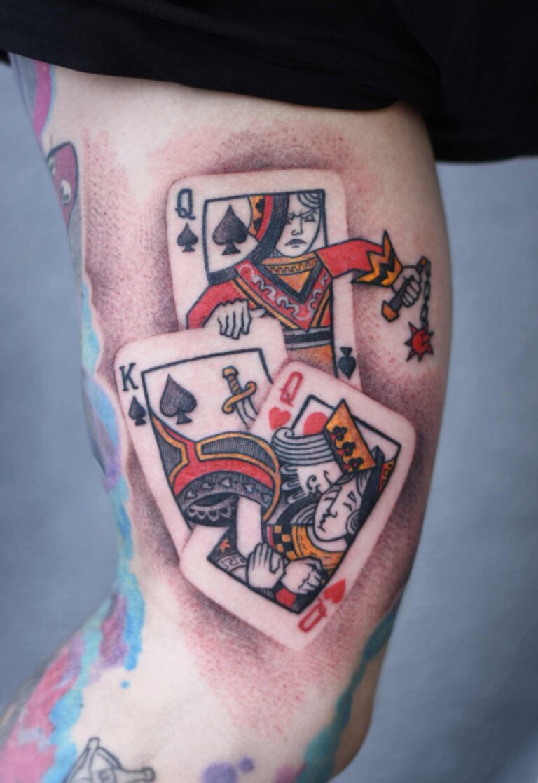 karty, barevné tetování v tetovacím studiu Blansko